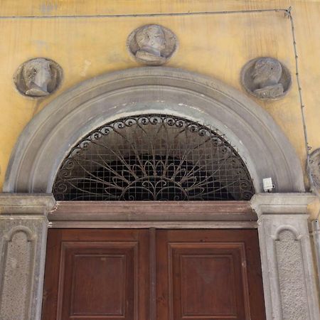 Domo 5 Teste Cagliari Kültér fotó