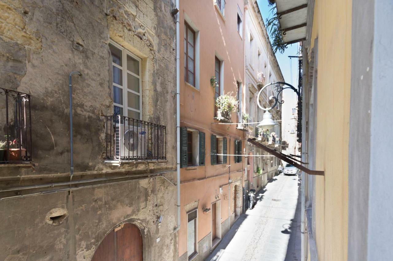Domo 5 Teste Cagliari Kültér fotó