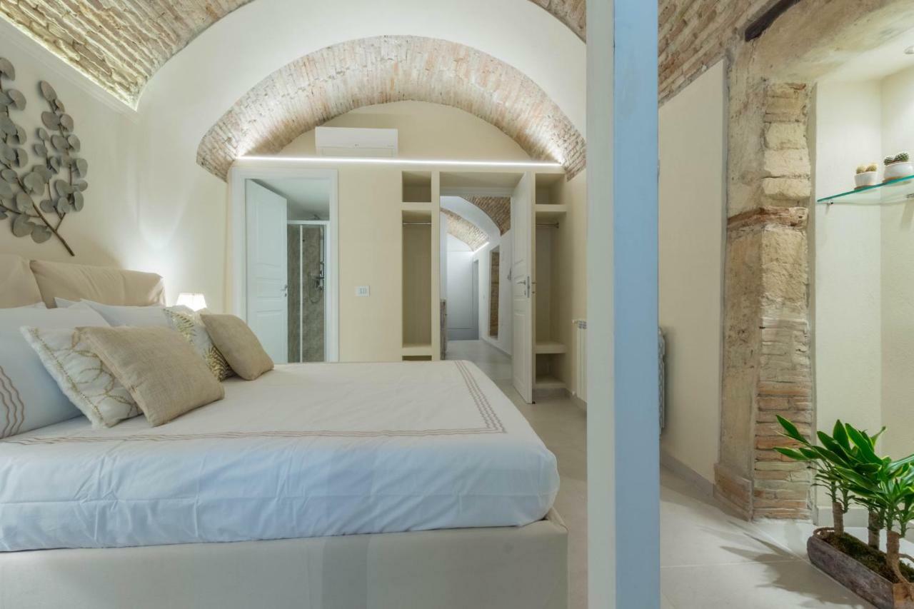Domo 5 Teste Cagliari Kültér fotó
